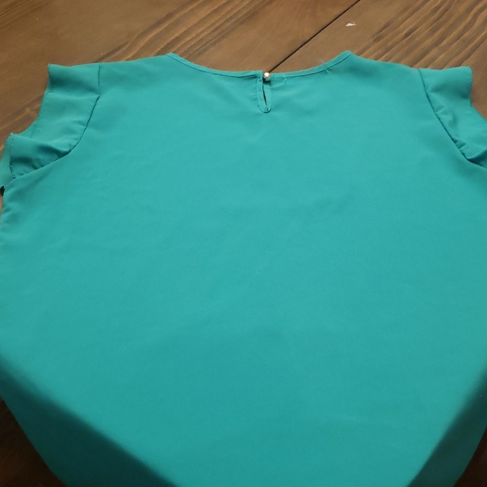 Cap sleeve Green Blouse - Picture 3 of 4